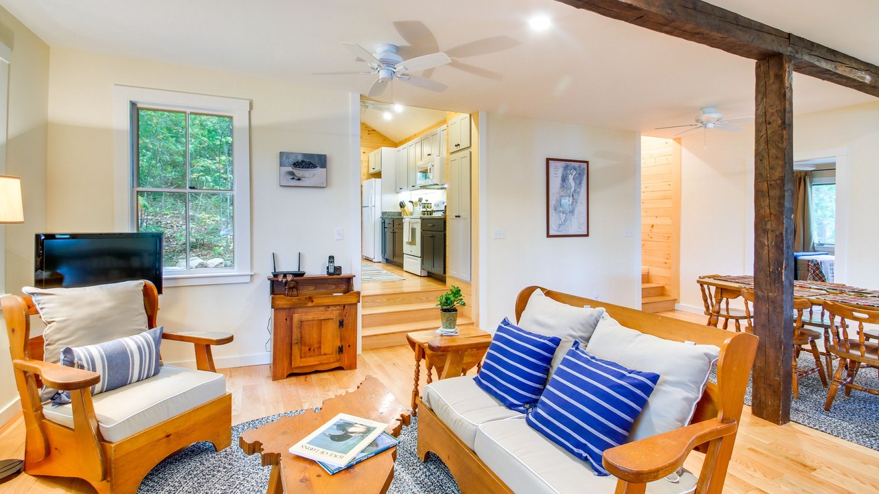 Photo of Livingroom in Stoneham