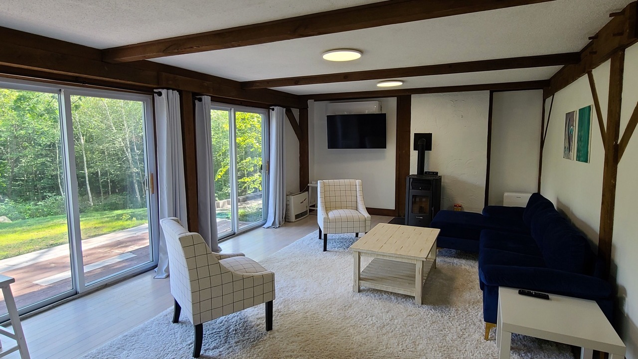 Photo of Livingroom in Bartlett