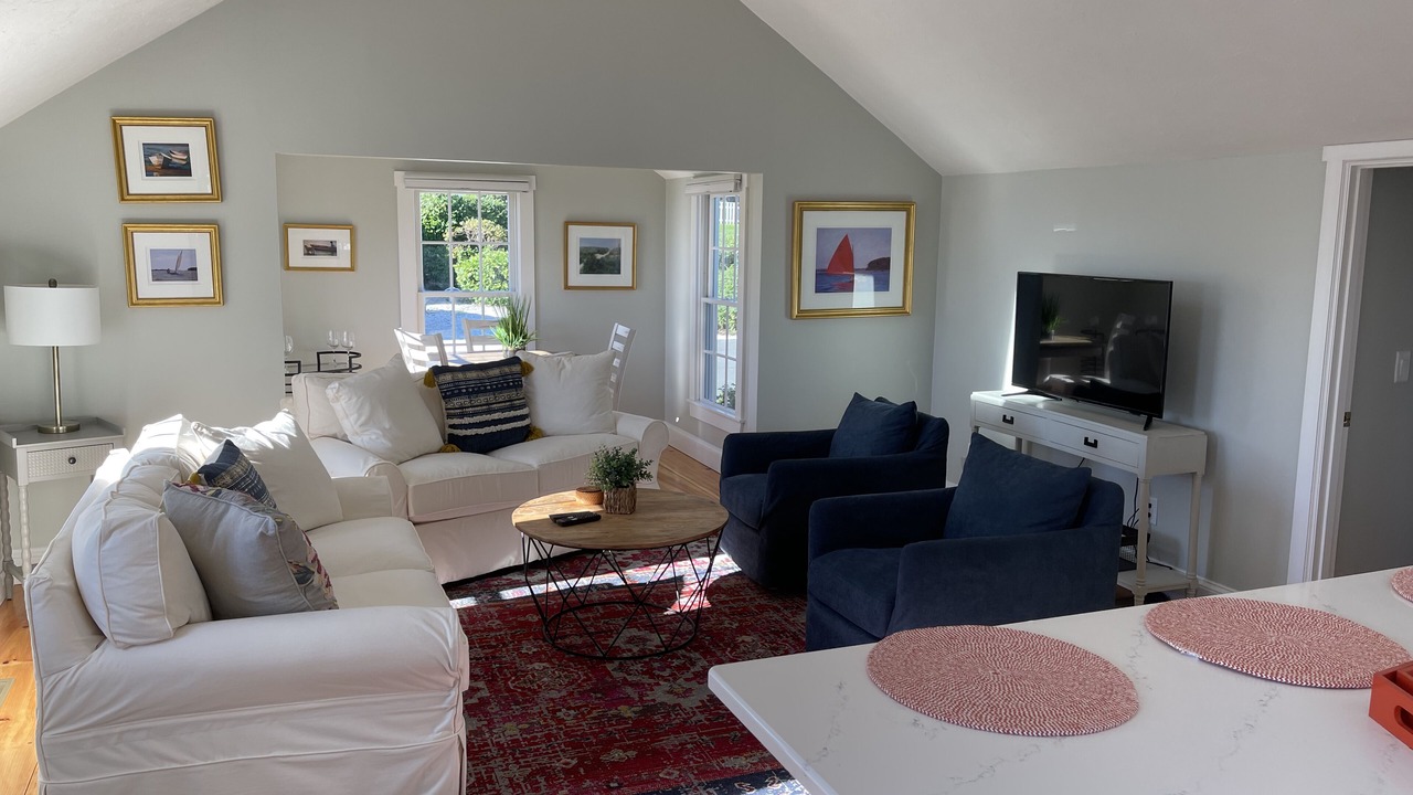 Photo of Livingroom in Mashpee