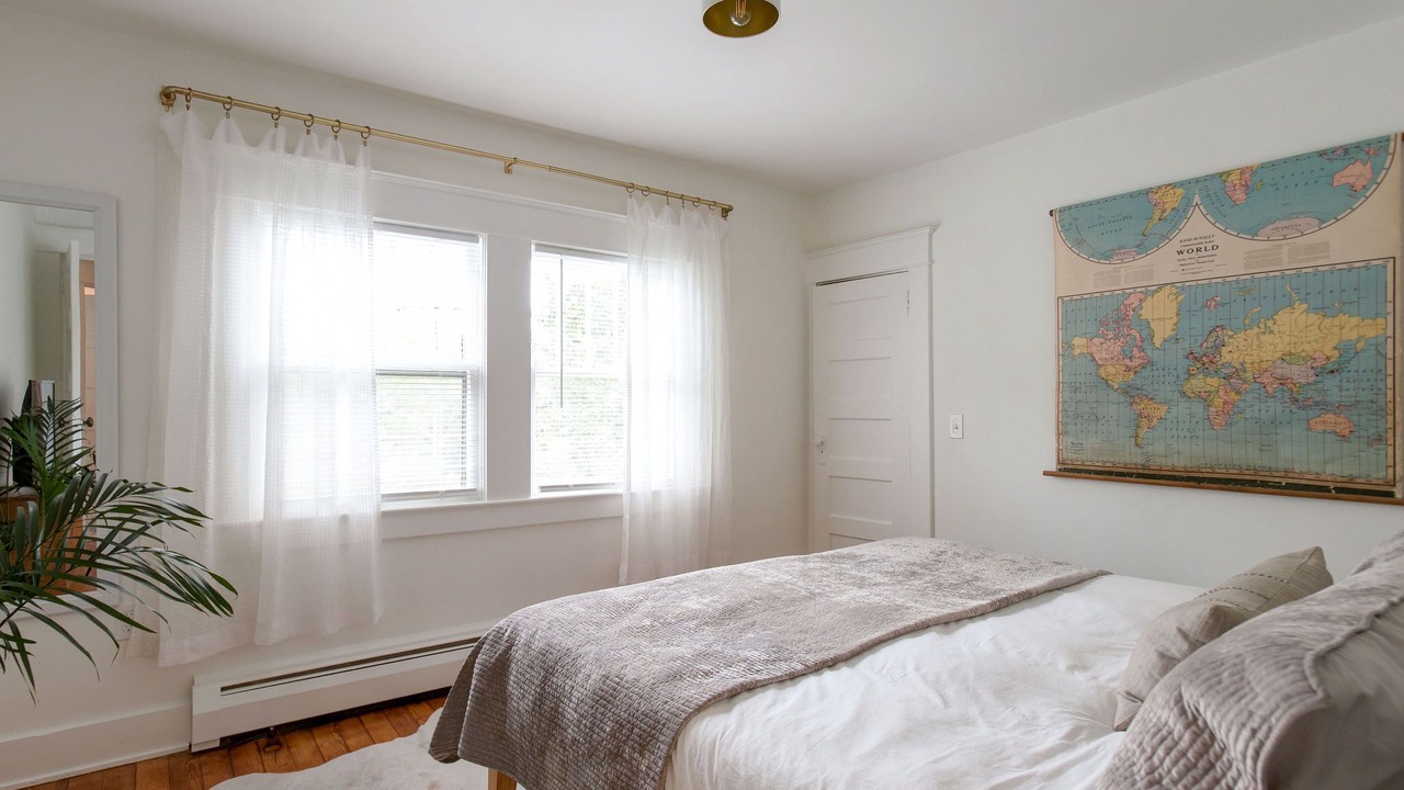 Photo of Bedroom in Housatonic
