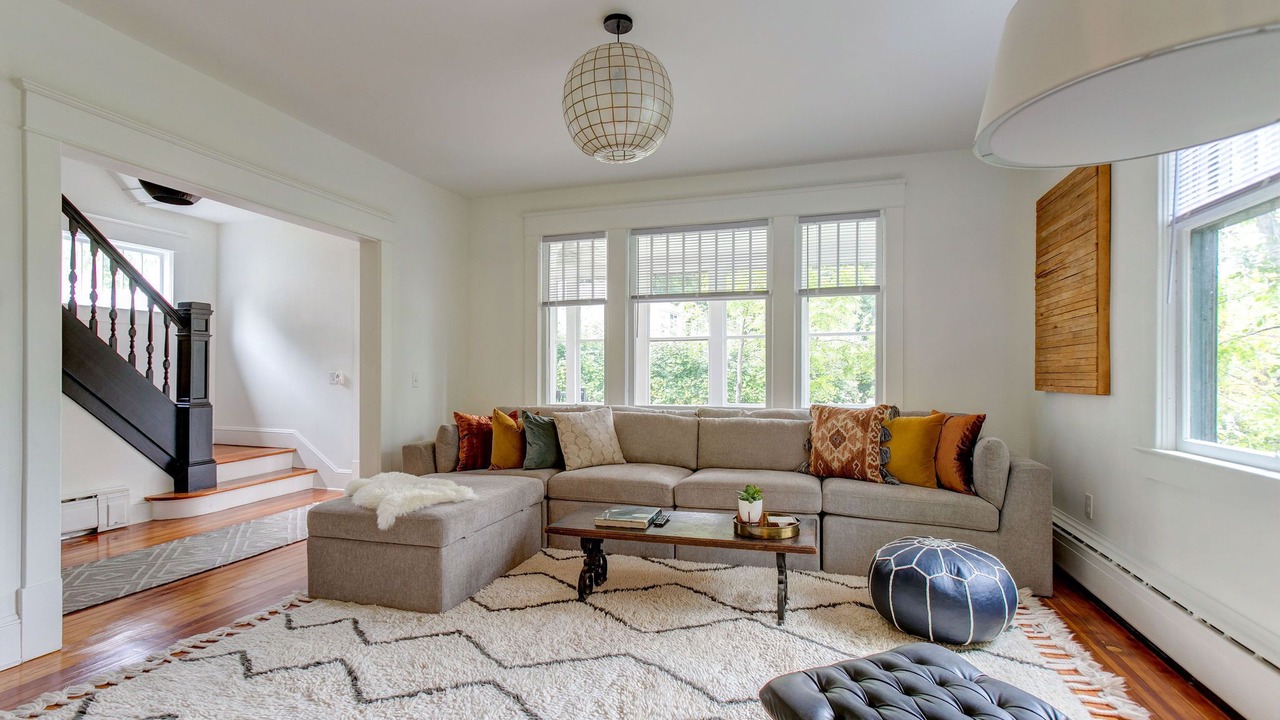 Photo of Livingroom in Housatonic