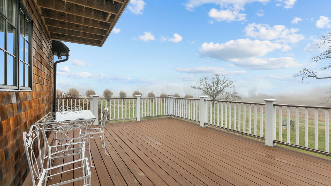 Photo of Outdoor in Tiverton