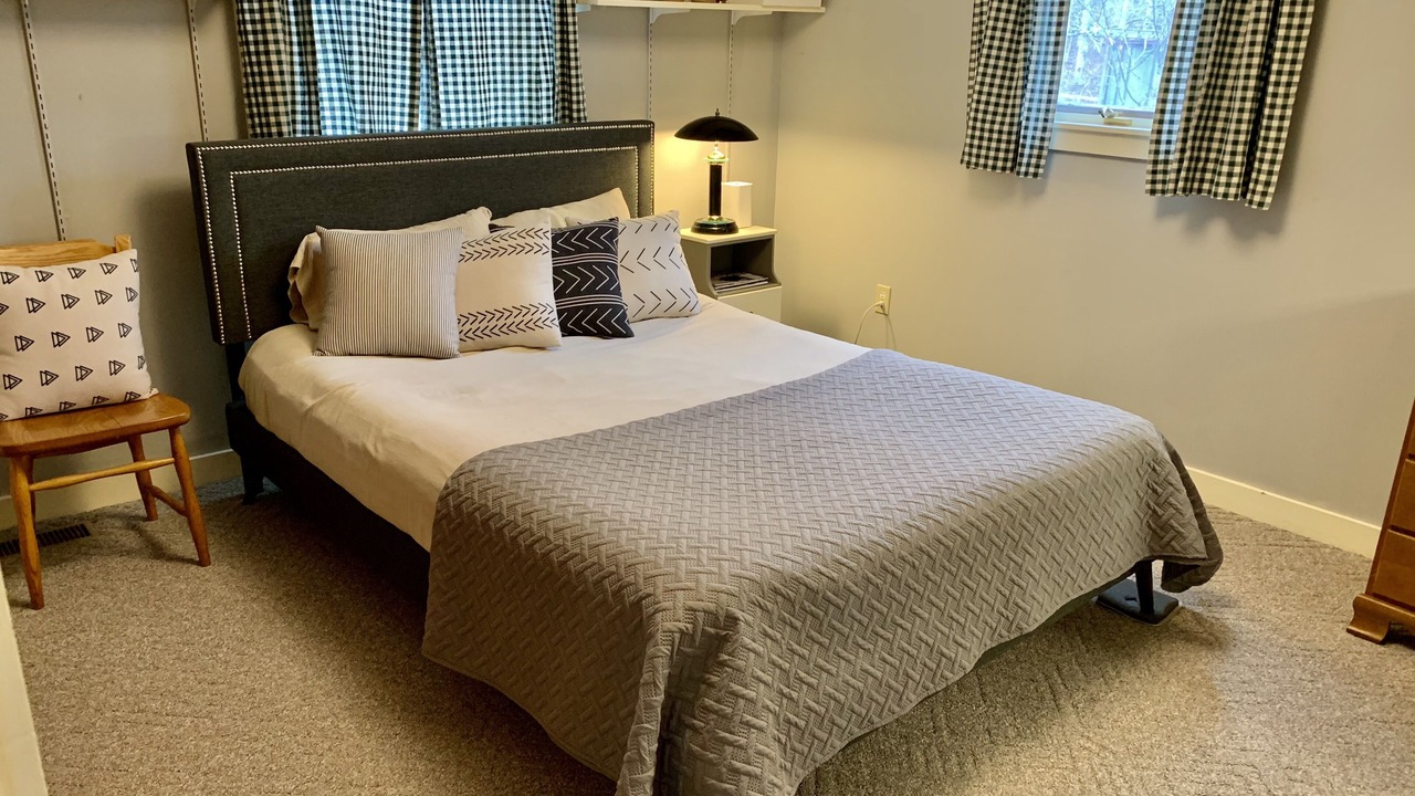 Photo of Bedroom in Chilmark