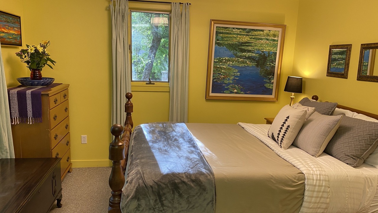 Photo of Bedroom in Chilmark