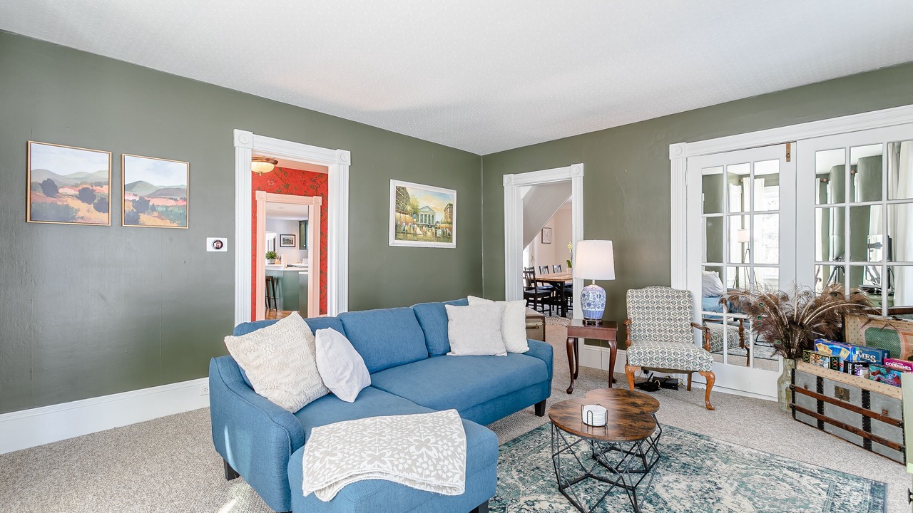 Photo of Bedroom in Holcomb