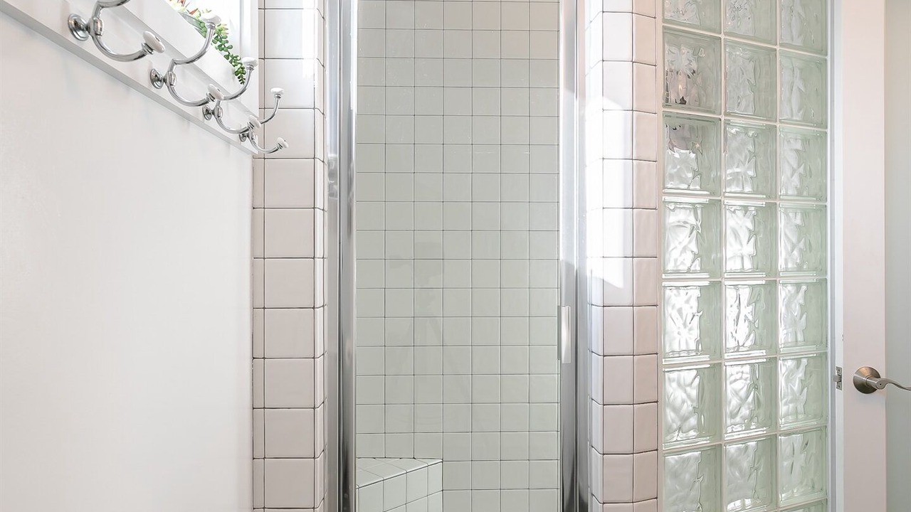 Photo of Bathroom in Holcomb