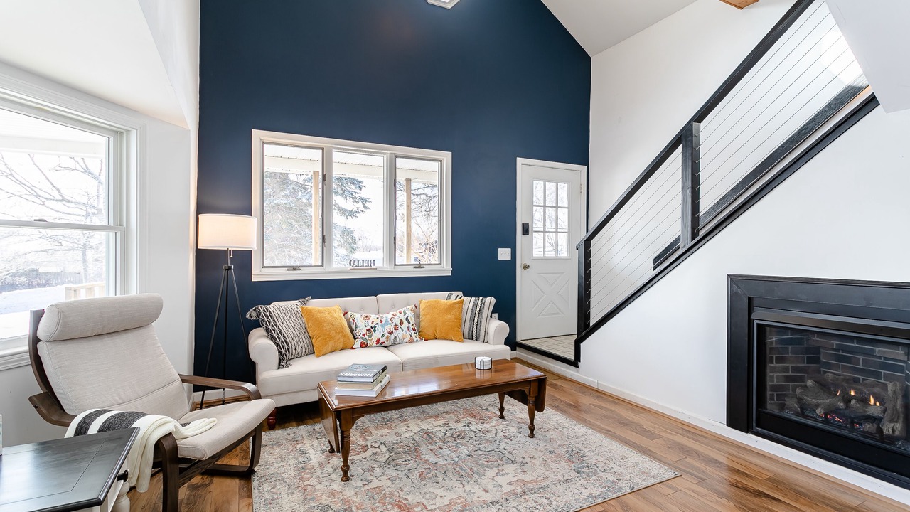 Photo of Livingroom in Holcomb