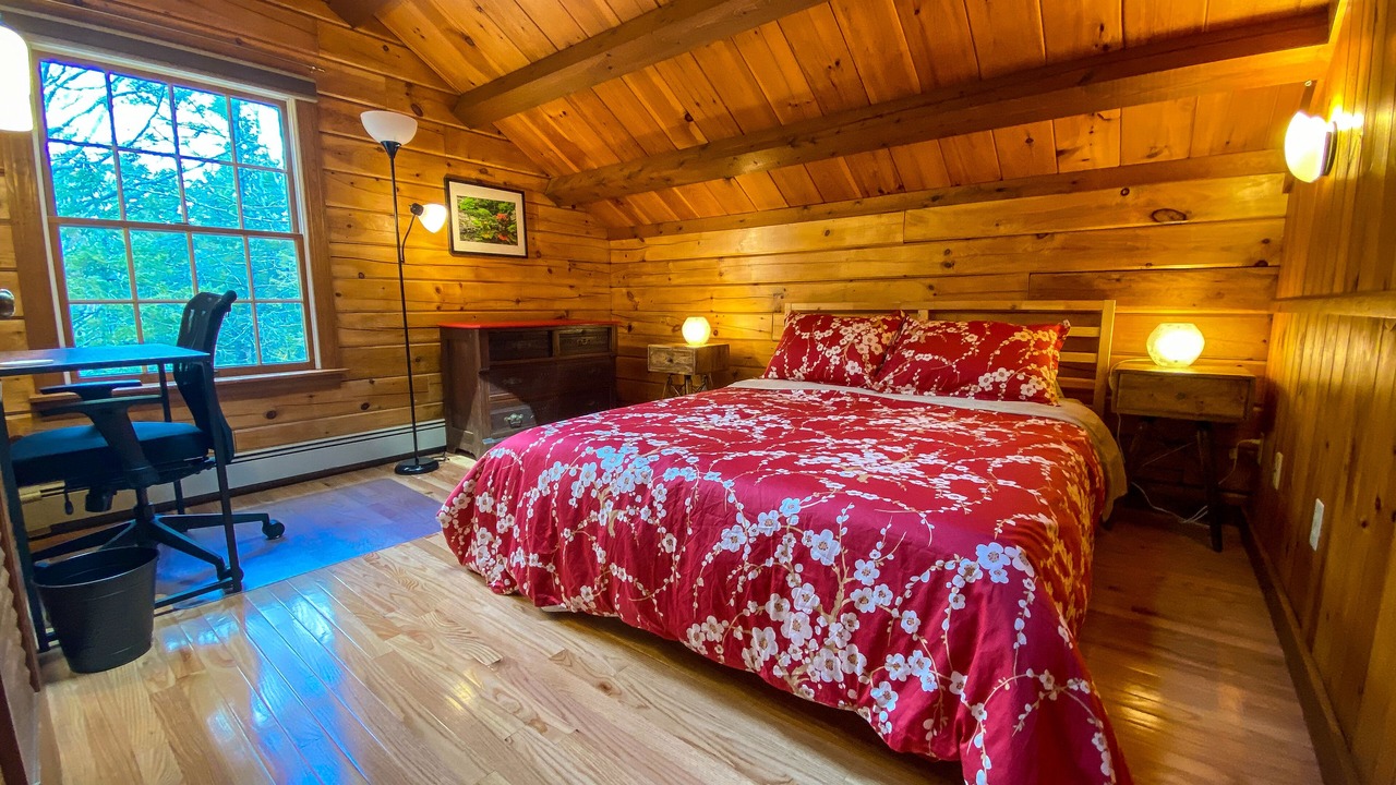 Photo of Bedroom in Bar Harbor