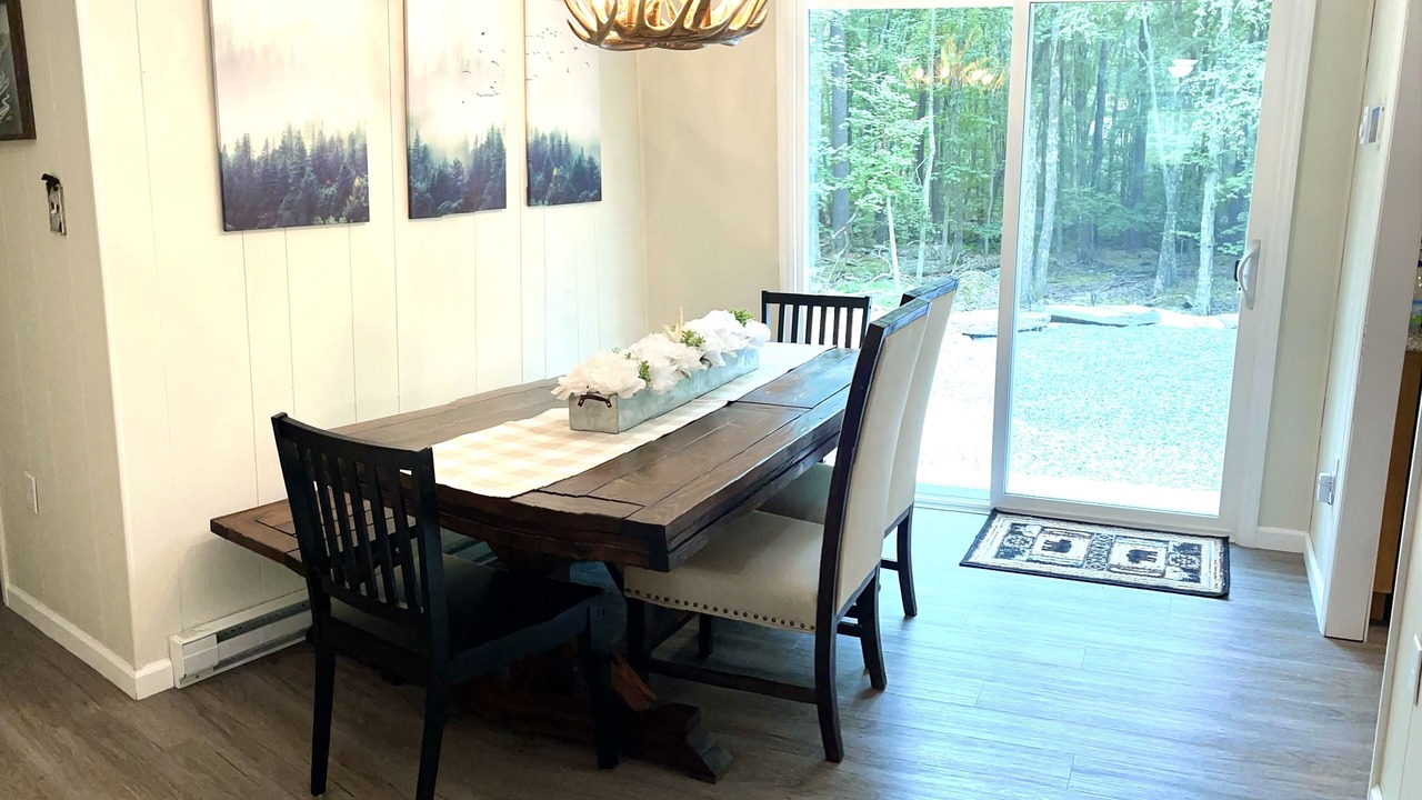 Photo of Livingroom in Lackawaxen
