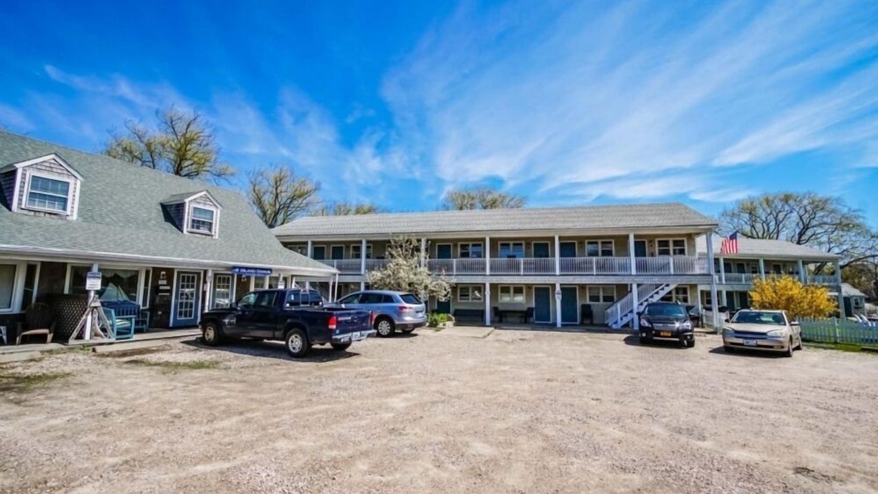Photo of Others in Block Island