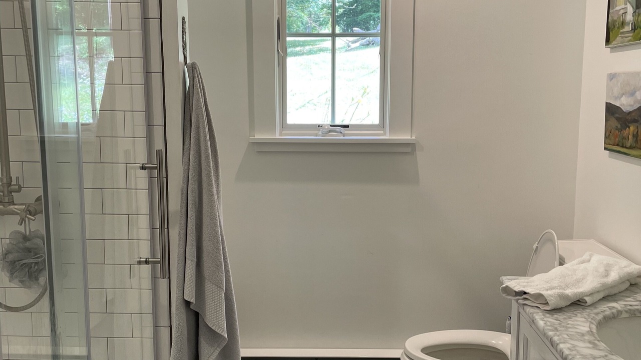 Photo of Bathroom in Canaan