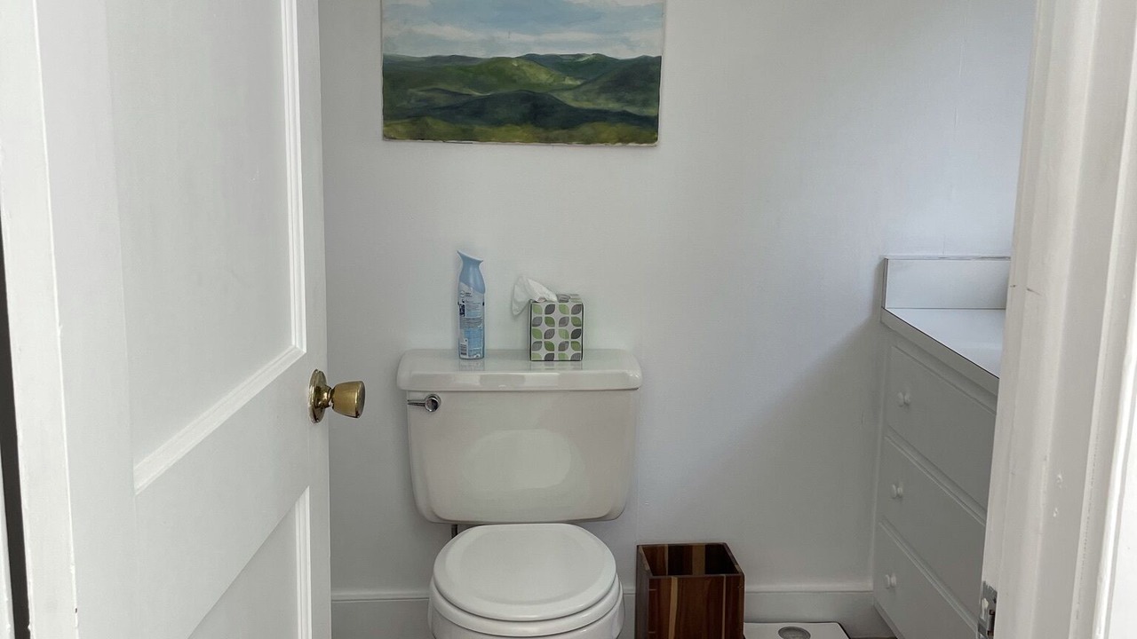 Photo of Bathroom in Canaan