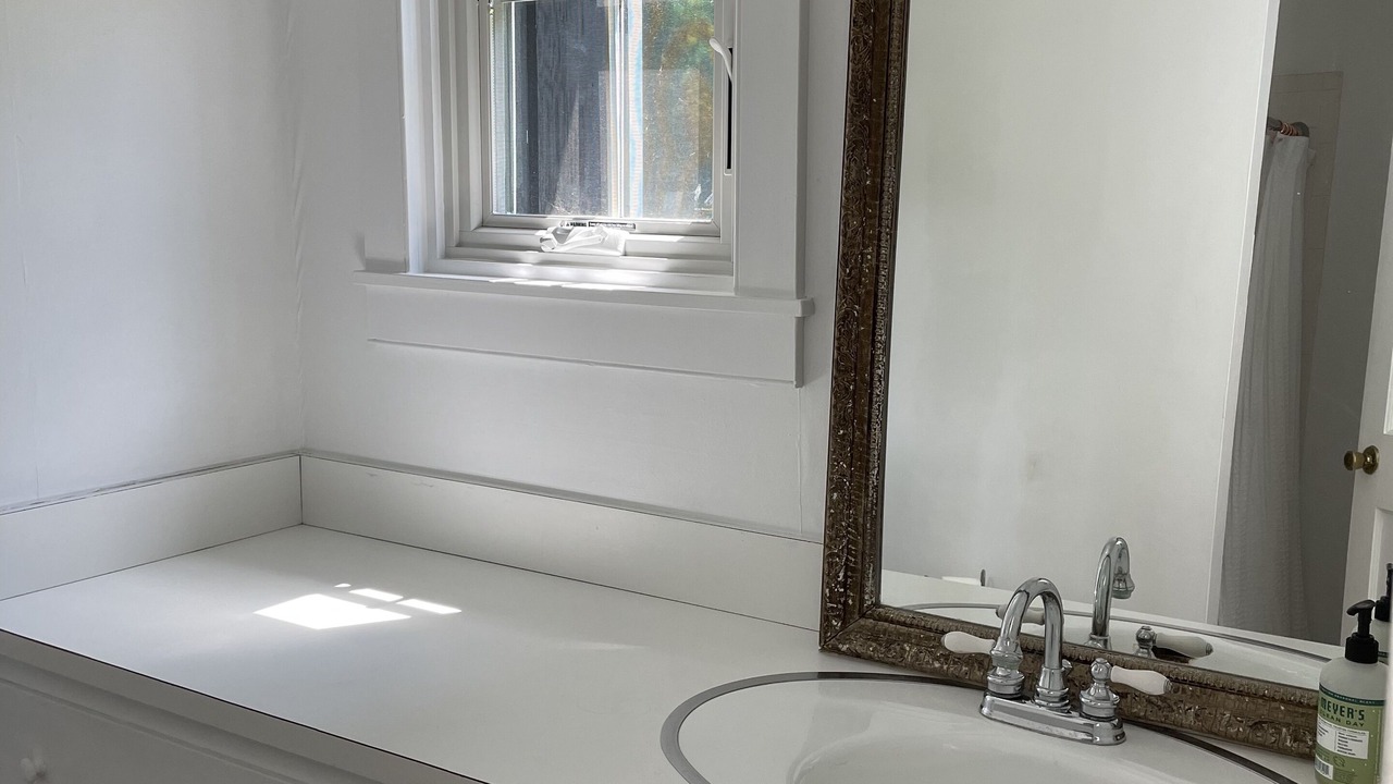 Photo of Bathroom in Canaan