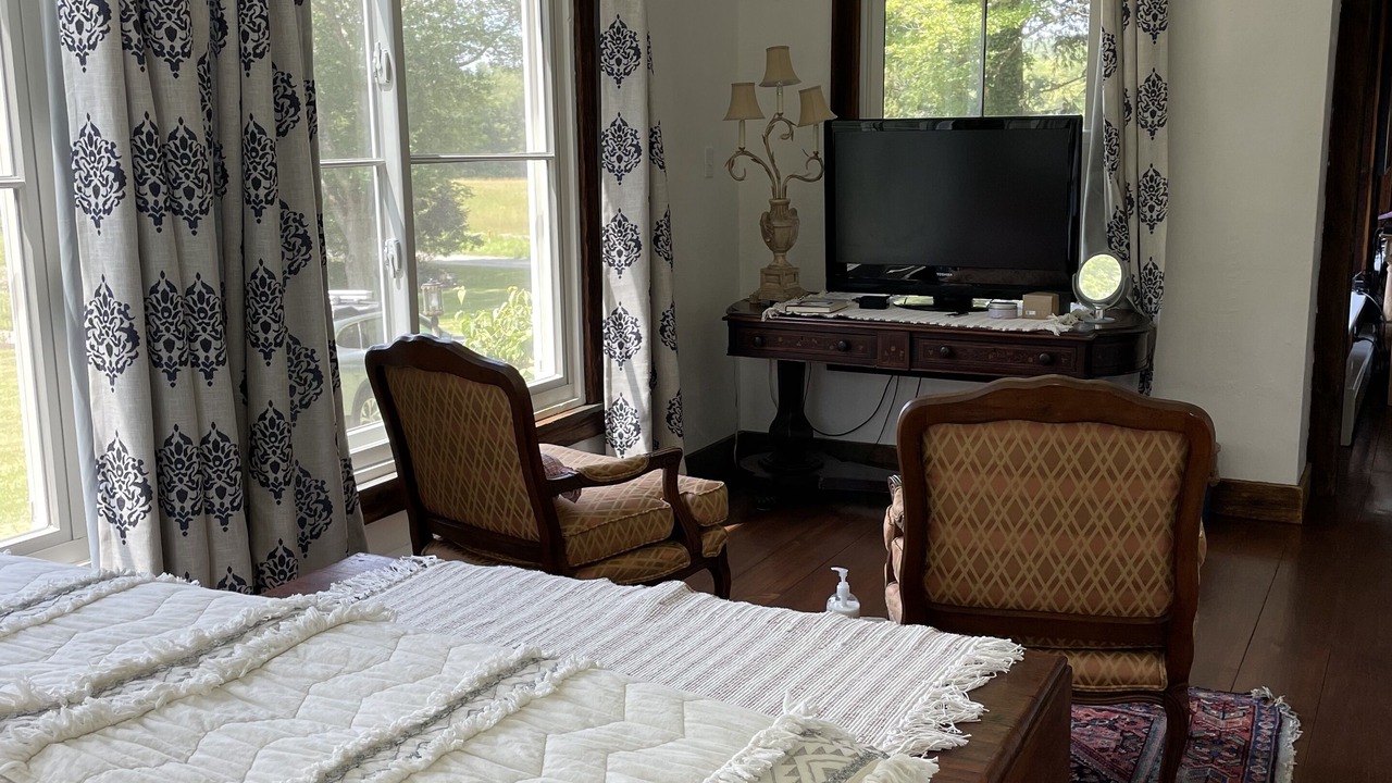 Photo of Bedroom in Canaan
