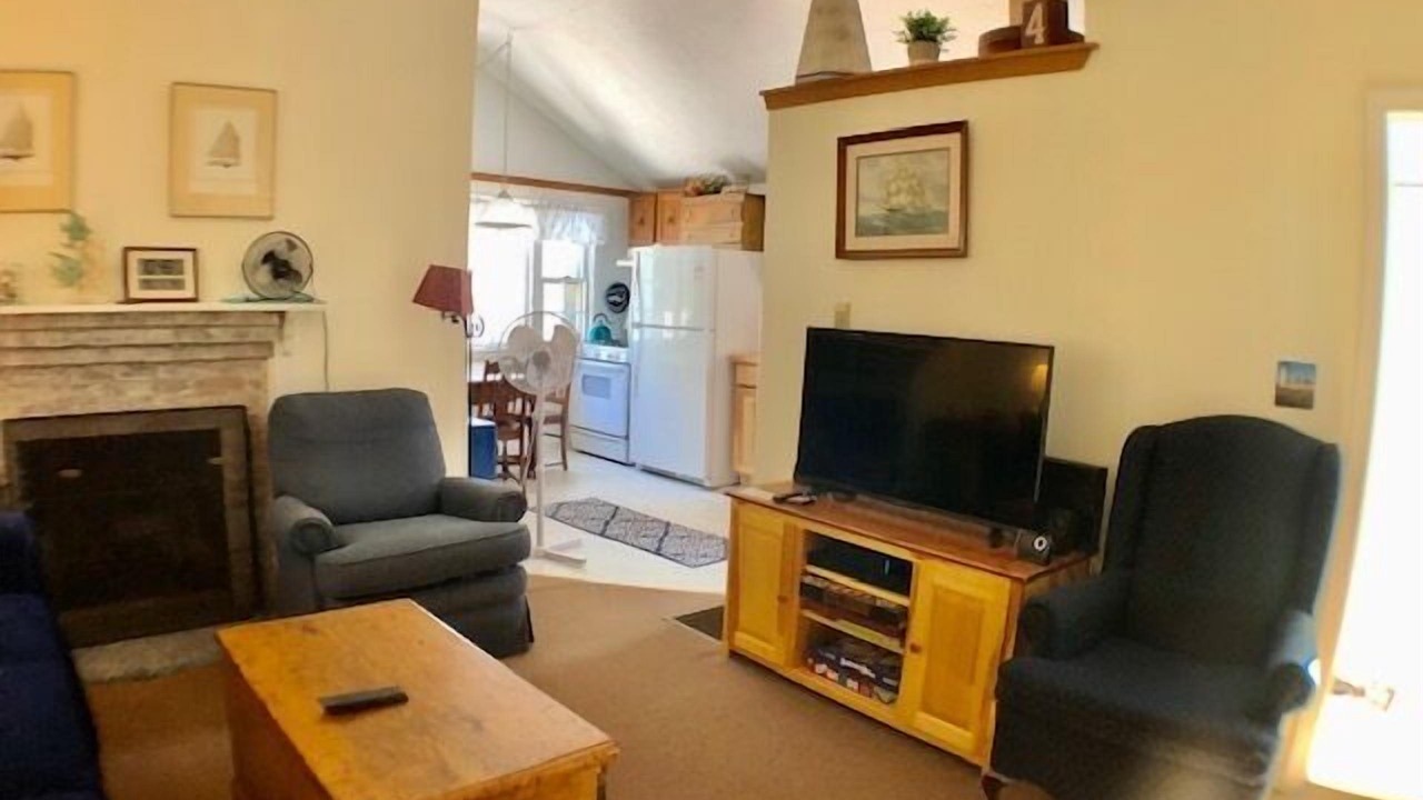 Photo of Livingroom in South Dennis
