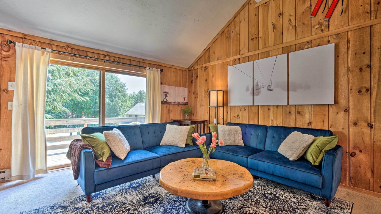 Photo of Livingroom in West Dover