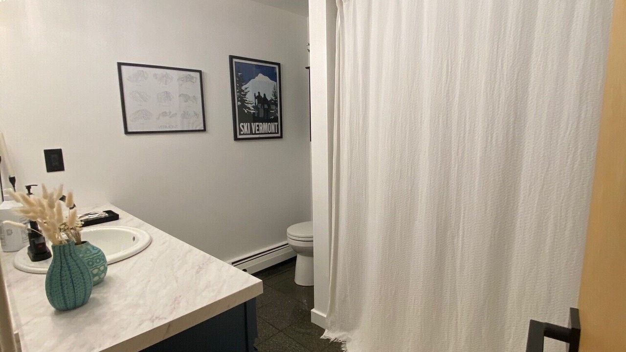 Photo of Bathroom in Londonderry