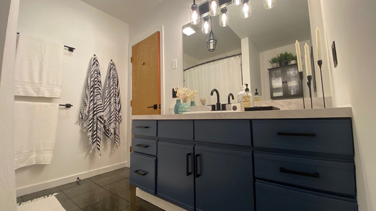 Photo of Bathroom in Londonderry