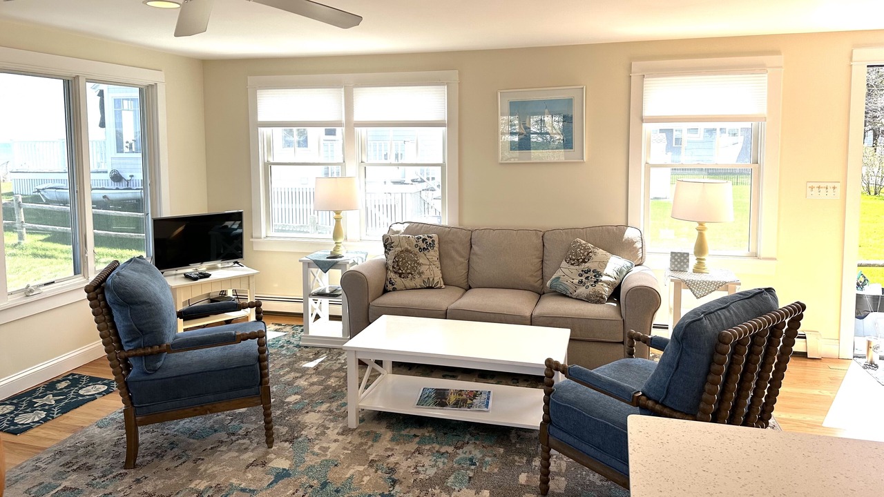 Photo of Livingroom in Kennebunkport