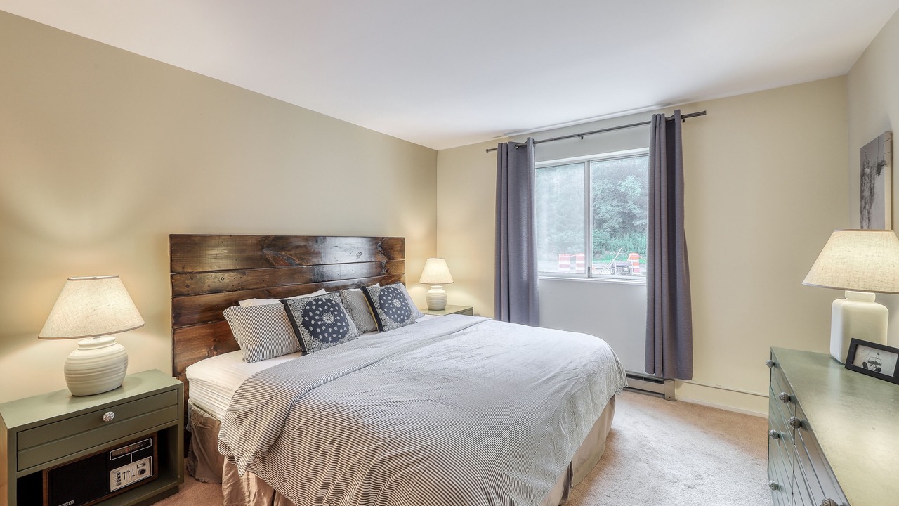 Photo of Bedroom in Warren