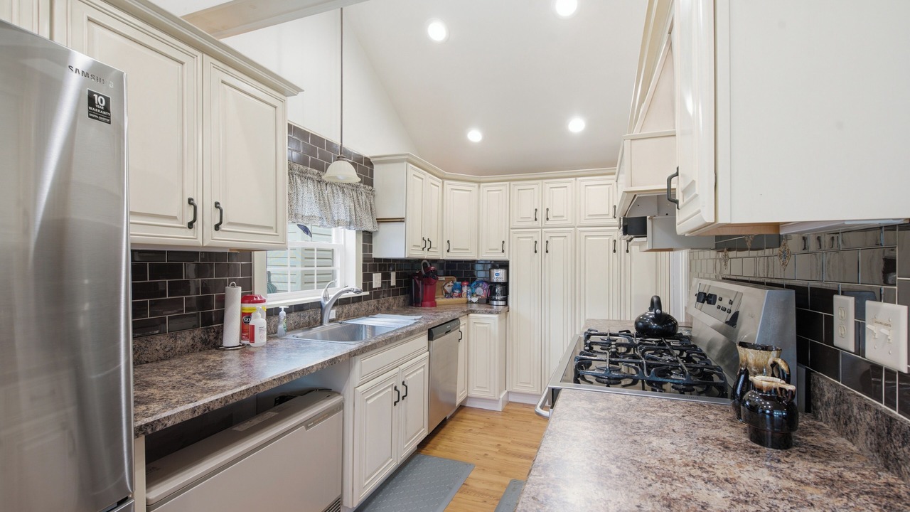 Photo of Kitchen in Hamilton