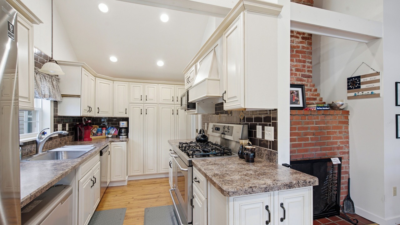 Photo of Kitchen in Hamilton