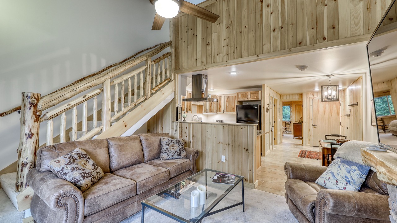 Photo of Livingroom in Warren