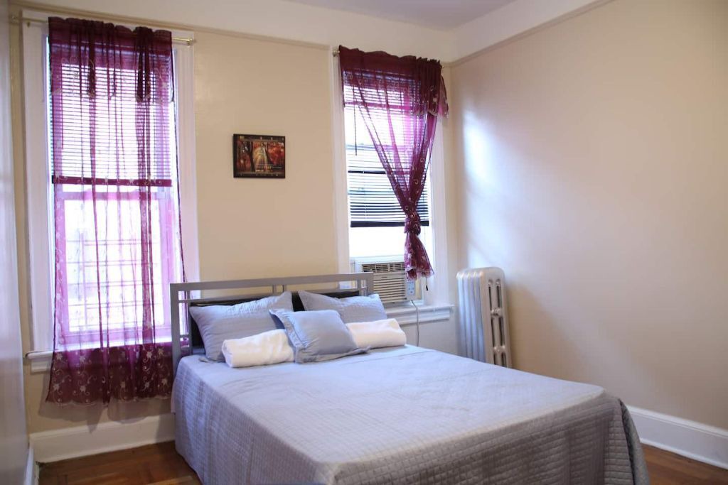 Photo of Bedroom in East Flatbush