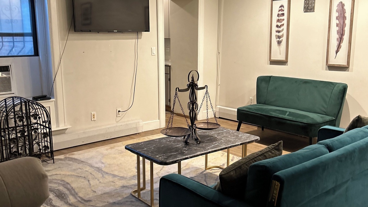 Photo of Livingroom in Central Park North