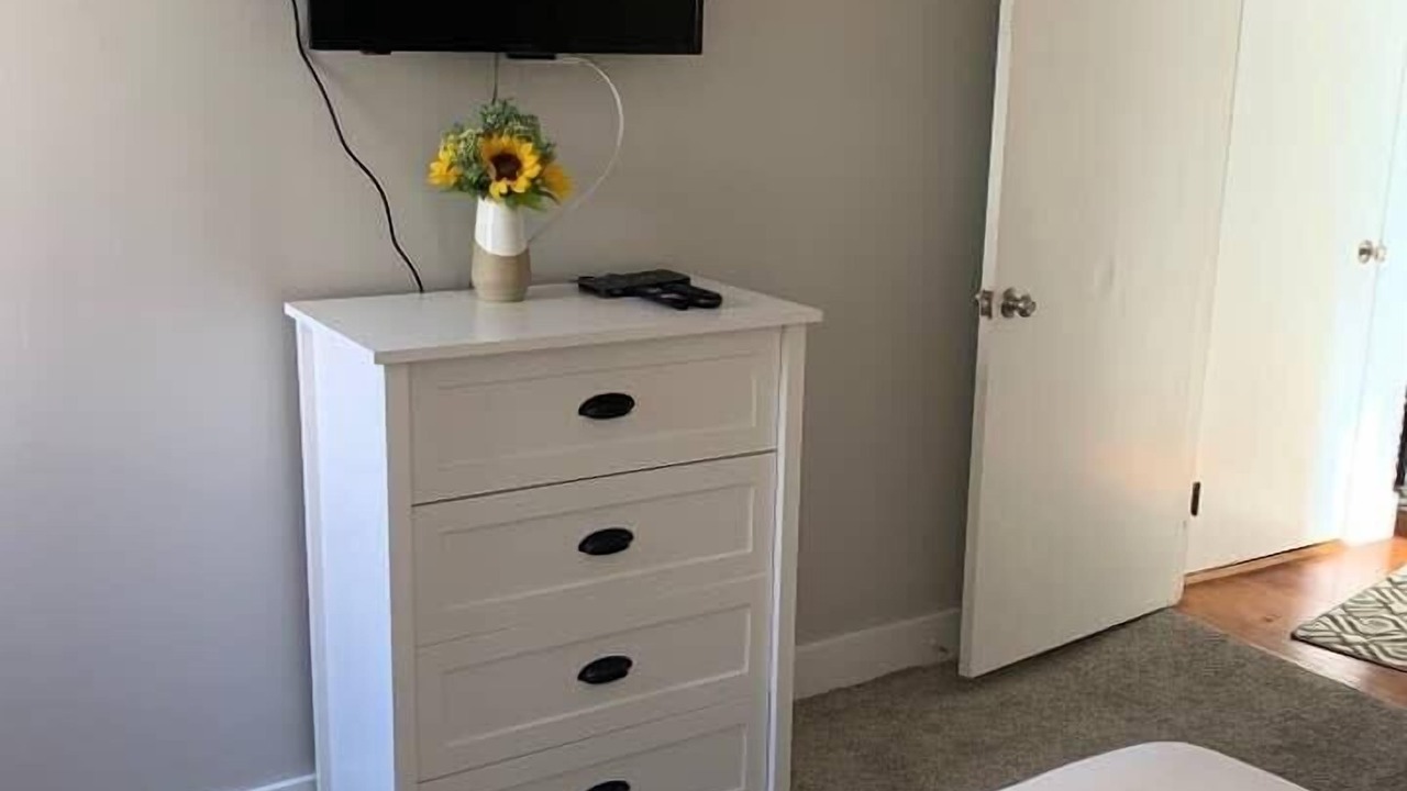 Photo of Bedroom in Wolfeboro