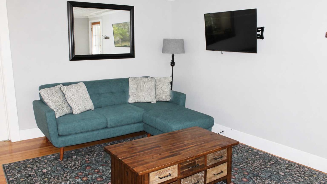 Photo of Livingroom in Wolfeboro