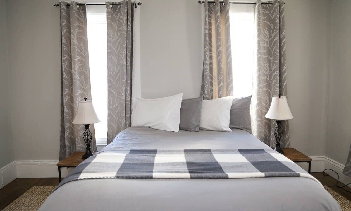 Photo of Bedroom in Wolfeboro