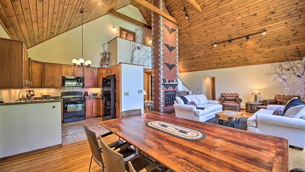 Photo of Livingroom in South Casco