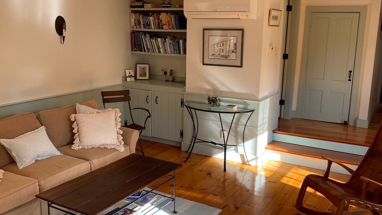 Photo of Livingroom in Portsmouth