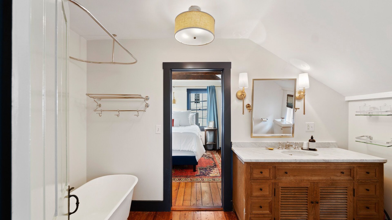 Photo of Bathroom in Newport