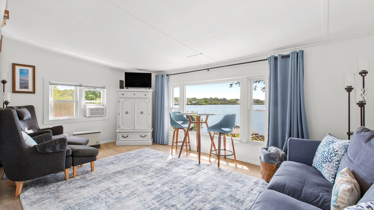 Photo of Livingroom in Montauk
