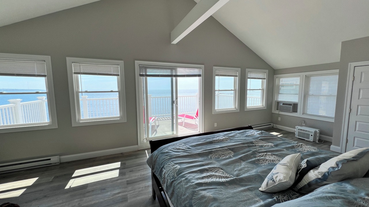 Photo of Bedroom in Niantic