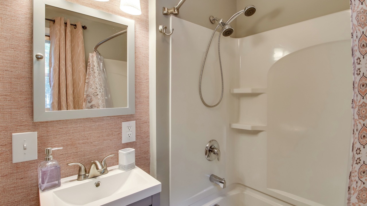 Photo of Bathroom in West Buxton
