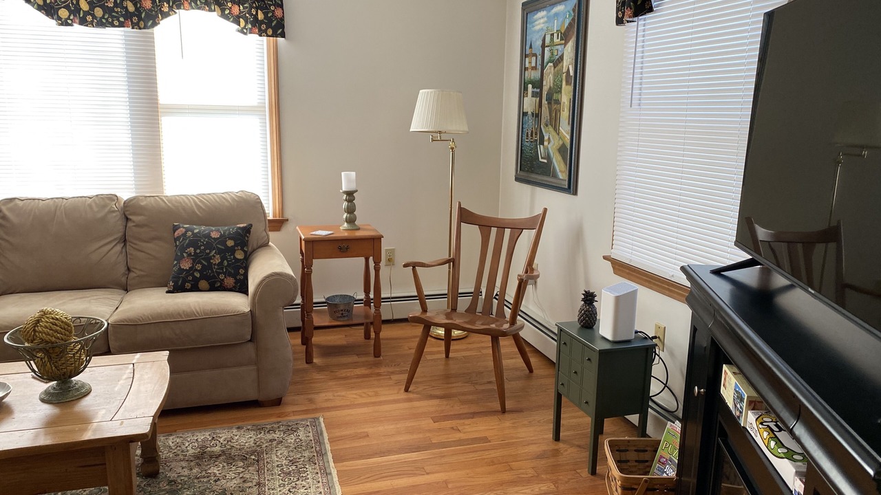 Photo of Livingroom in Westerly