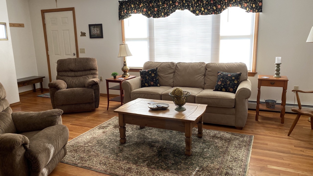 Photo of Livingroom in Westerly