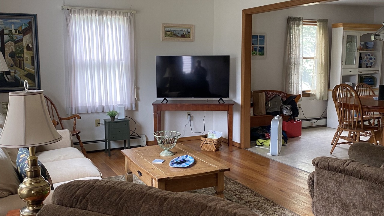 Photo of Livingroom in Westerly