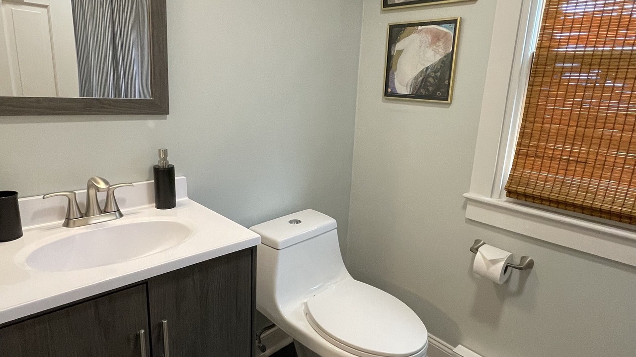 Photo of Bathroom in Off Broadway