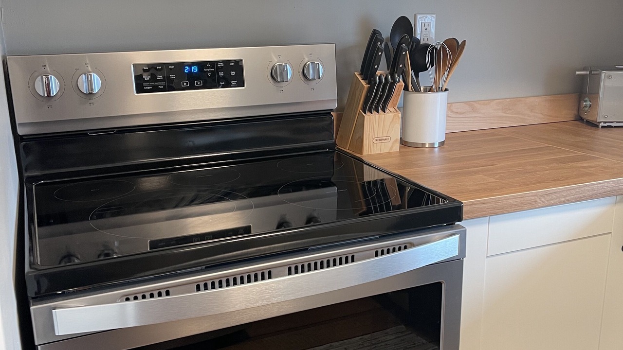 Photo of Kitchen in Off Broadway
