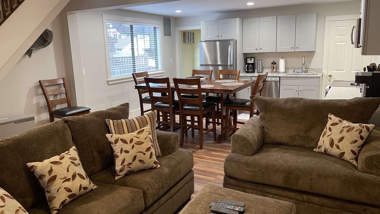 Photo of Livingroom in Hampton