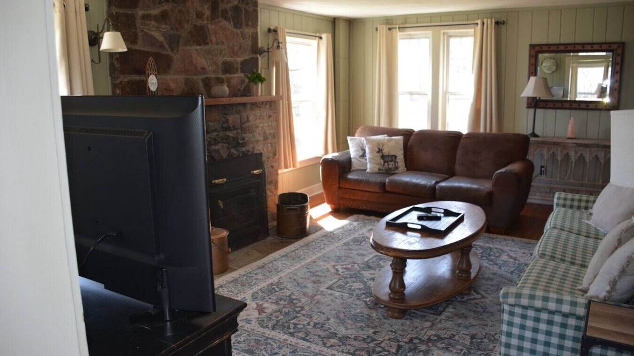 Photo of Livingroom in Chazy