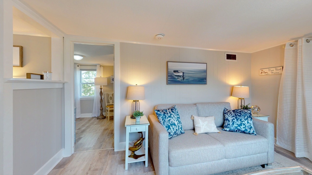 Photo of Livingroom in Pine Point