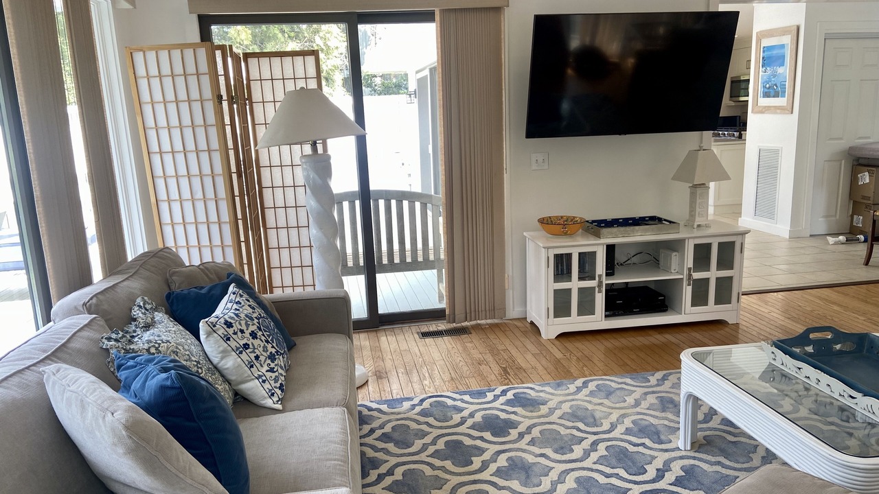 Photo of Livingroom in Shinnecock Hills