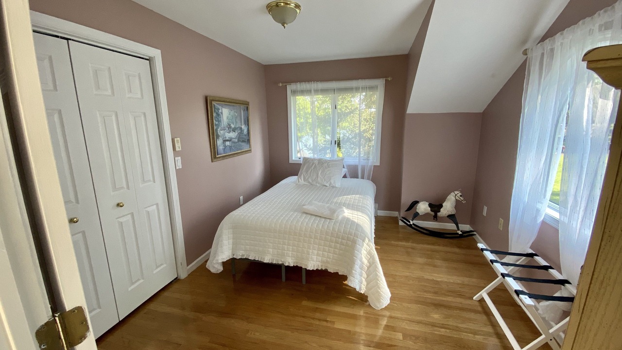 Photo of Bedroom in Middlefield