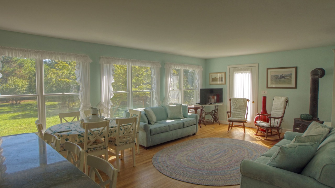 Photo of Livingroom in Edgartown