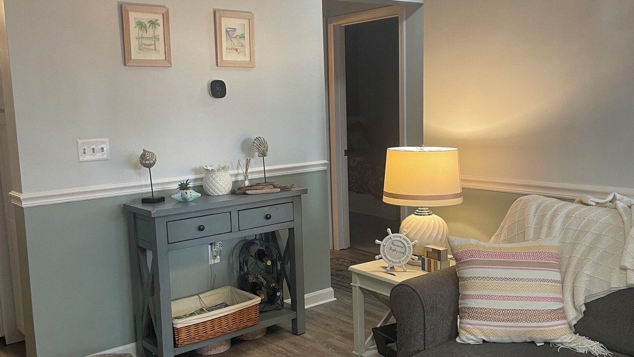 Photo of Livingroom in Hampton